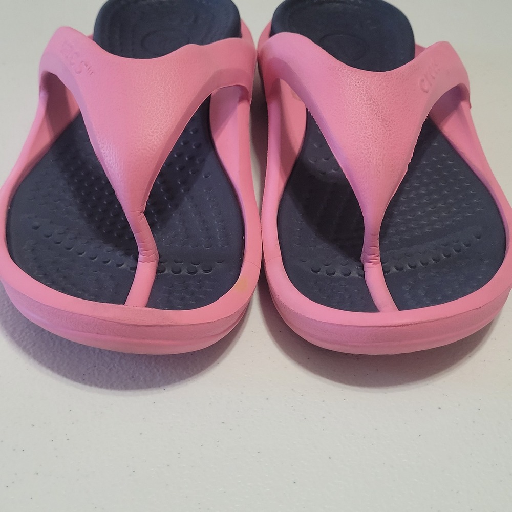 Crocs Athens Flip Flops Pink Navy Blue Women 8 Men 6 Thong Sandals - Picture 4 of 8